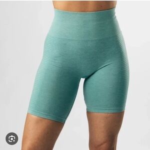 Alphalete Seamless Biker Short